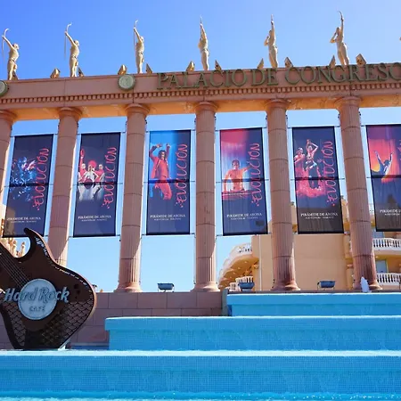 Beachfront In Parque Santiago, Playa De Americas 아파트