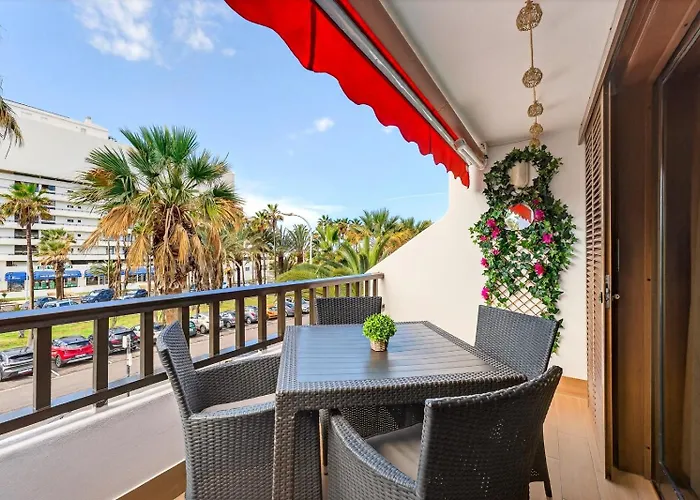 Beachfront In Parque Santiago, Playa De Americas 플라야데라스아메리카스